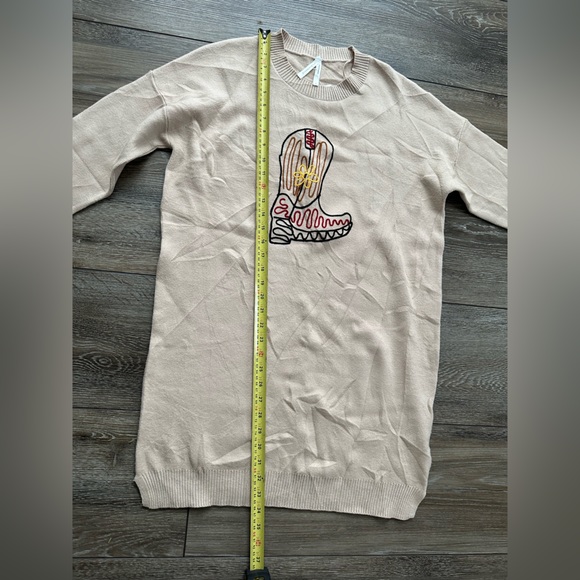 Dreamers by debut/Sweate dress with embroidery Boot Design/woman’s size S/ new - Picture 7 of 11